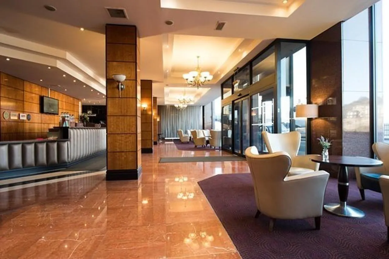 Leonardo Royal Hotel Edinburg 4*,