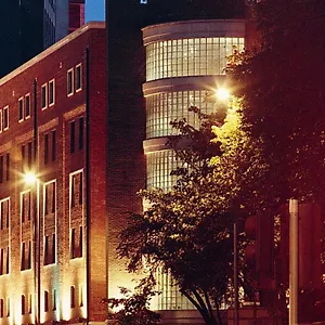 https://jurys-inn-belfast.belfasthotelsireland.com